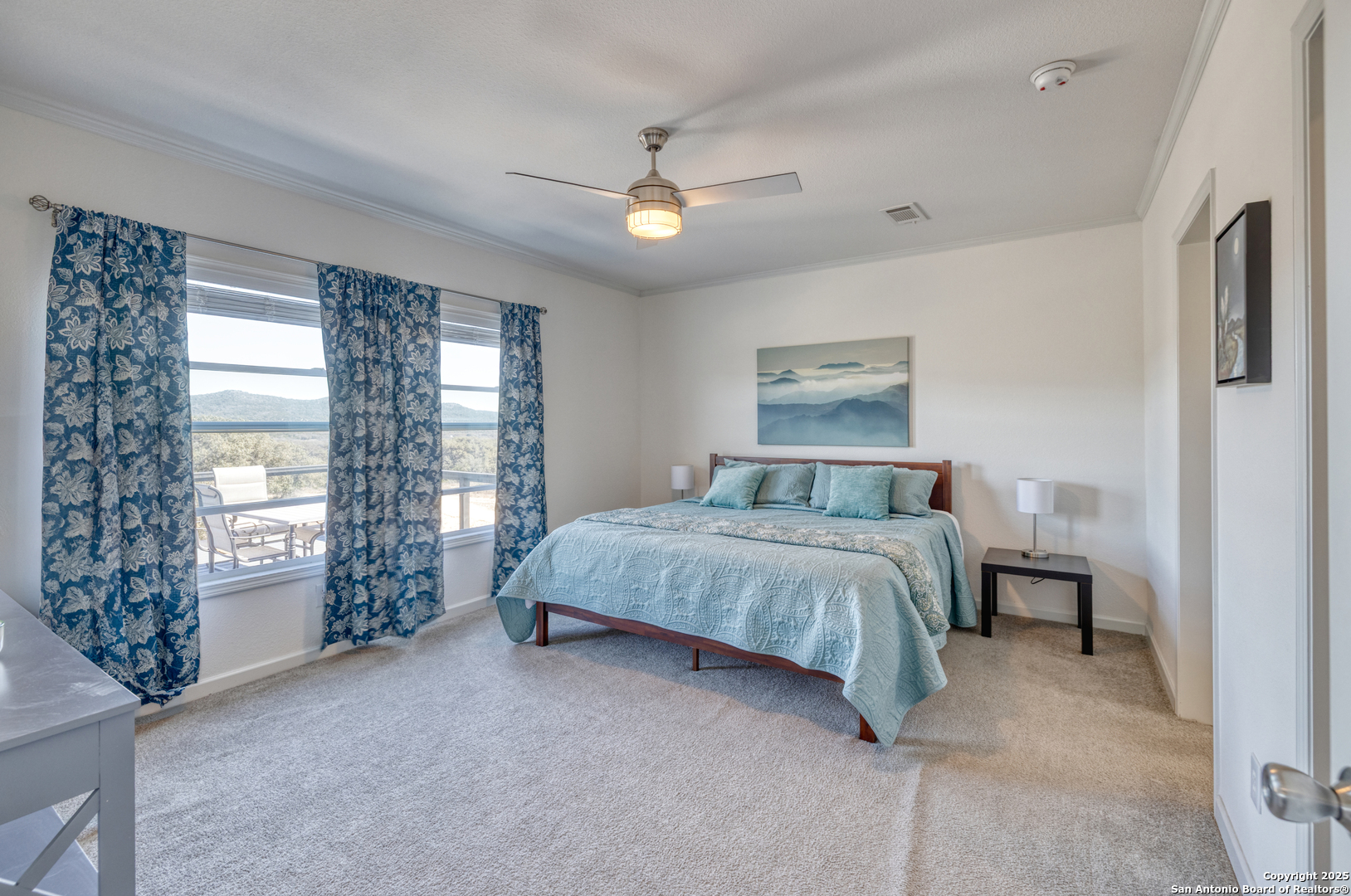 3049 N Little Creek Road Utopia TX 78884