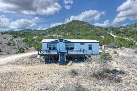 3049 N Little Creek Road Utopia TX 78884