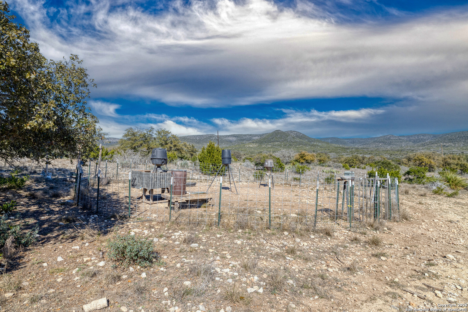 3049 N Little Creek Road Utopia TX 78884
