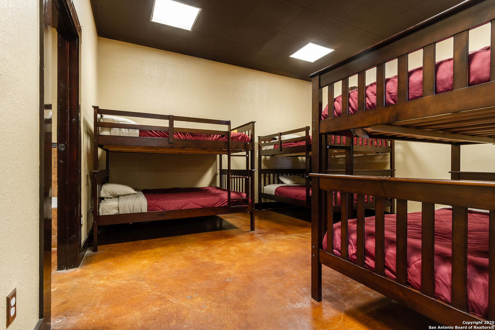 20250 Interstate 35 S Lytle TX 78052