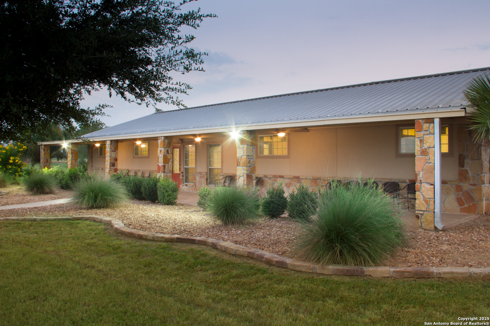 20250 Interstate 35 S Lytle TX 78052