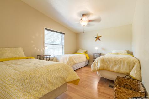 20250 Interstate 35 S Lytle TX 78052