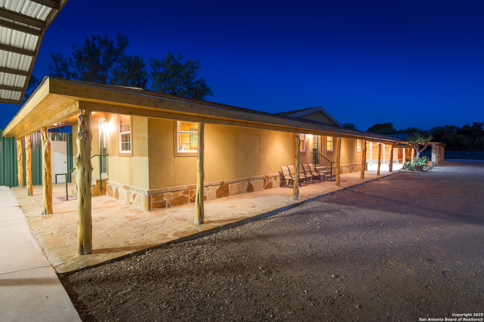 20250 Interstate 35 S Lytle TX 78052