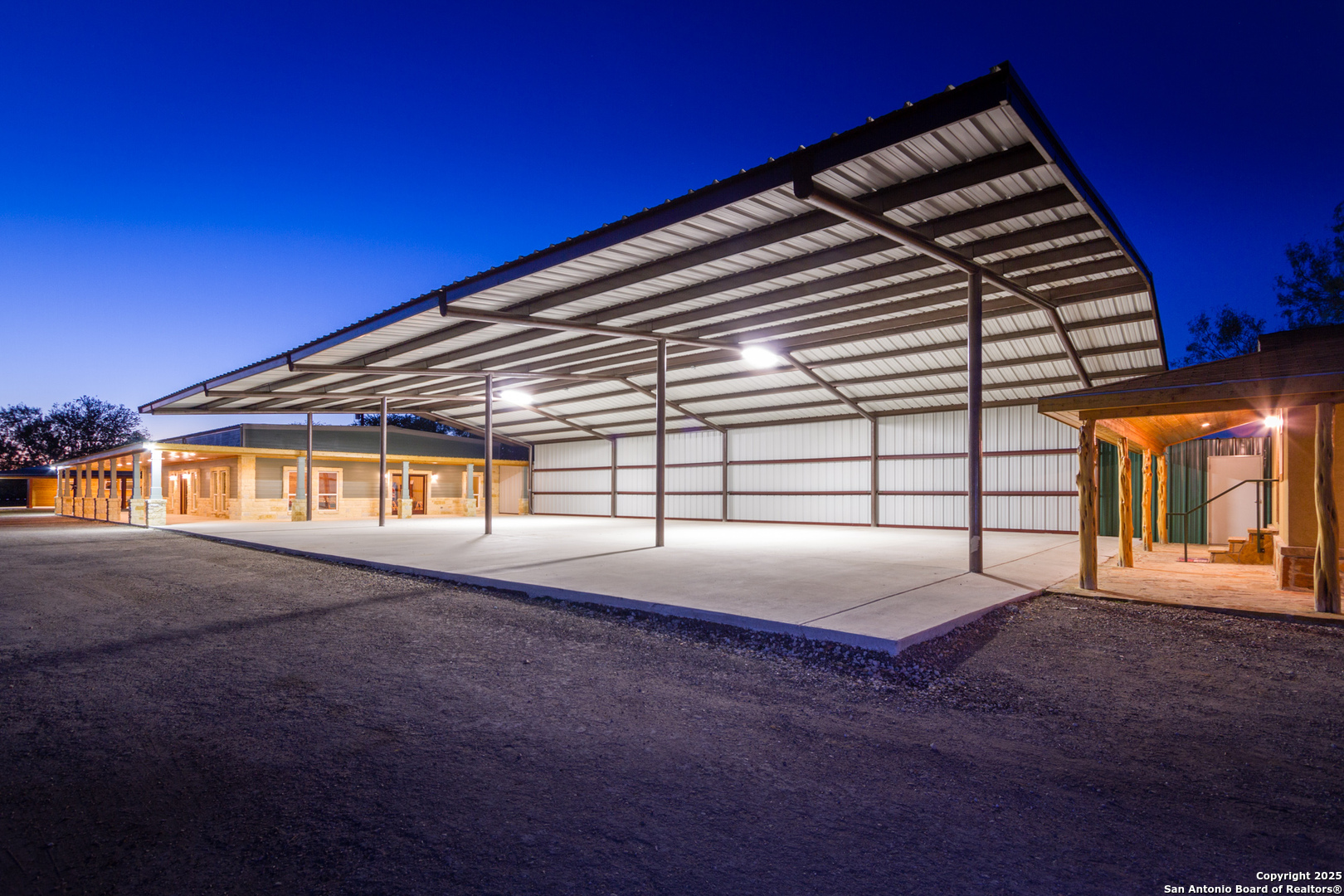 20250 Interstate 35 S Lytle TX 78052