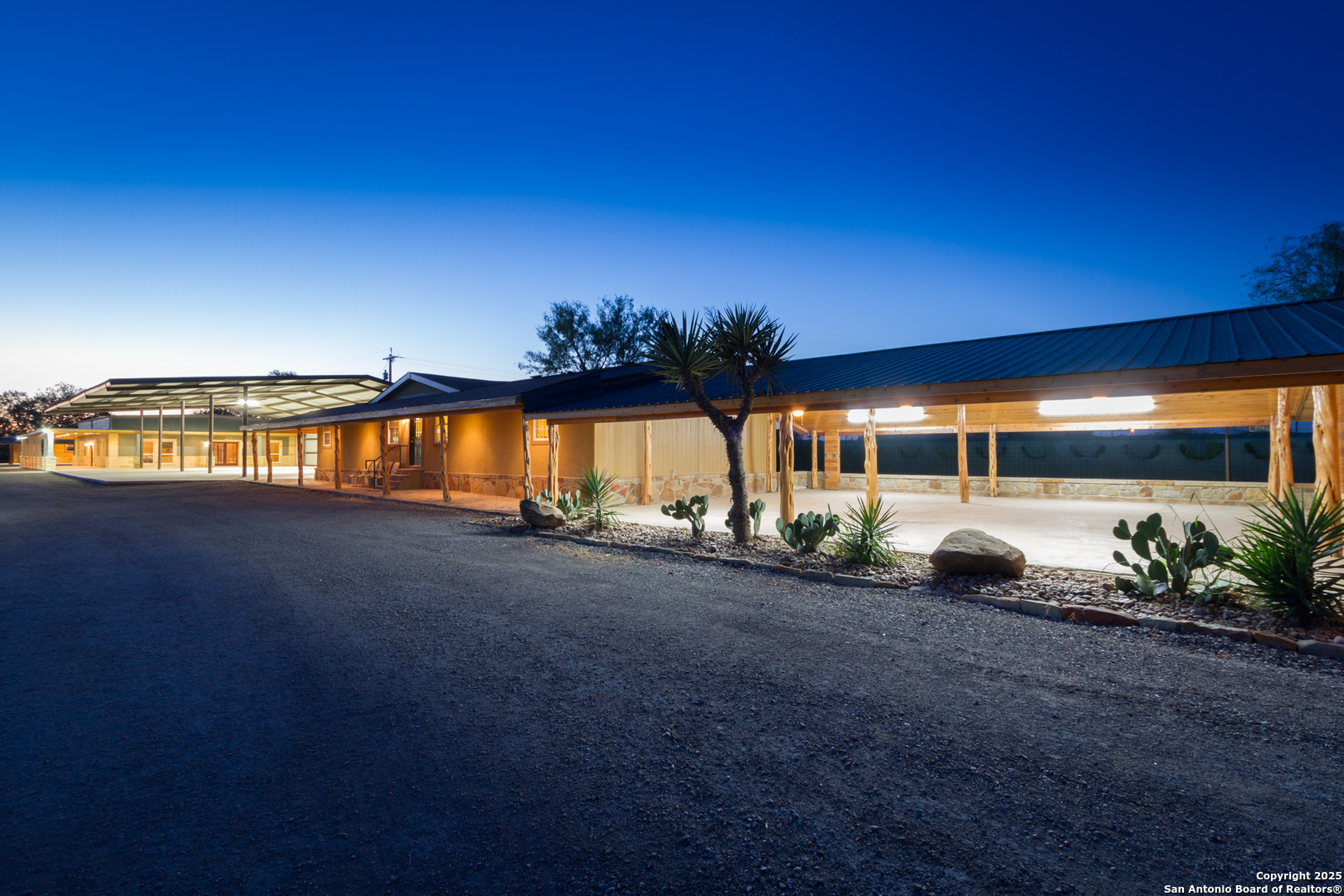 20250 Interstate 35 S Lytle TX 78052