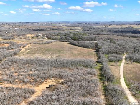 69.89 Acres Fm 467 Seguin TX 78155