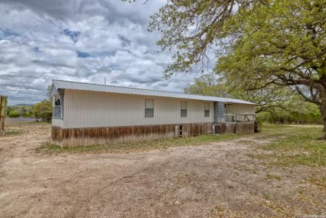 2229 County Road 390 Camp Wood TX 78833
