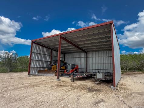11919 County Road 127 Kenedy TX 78119