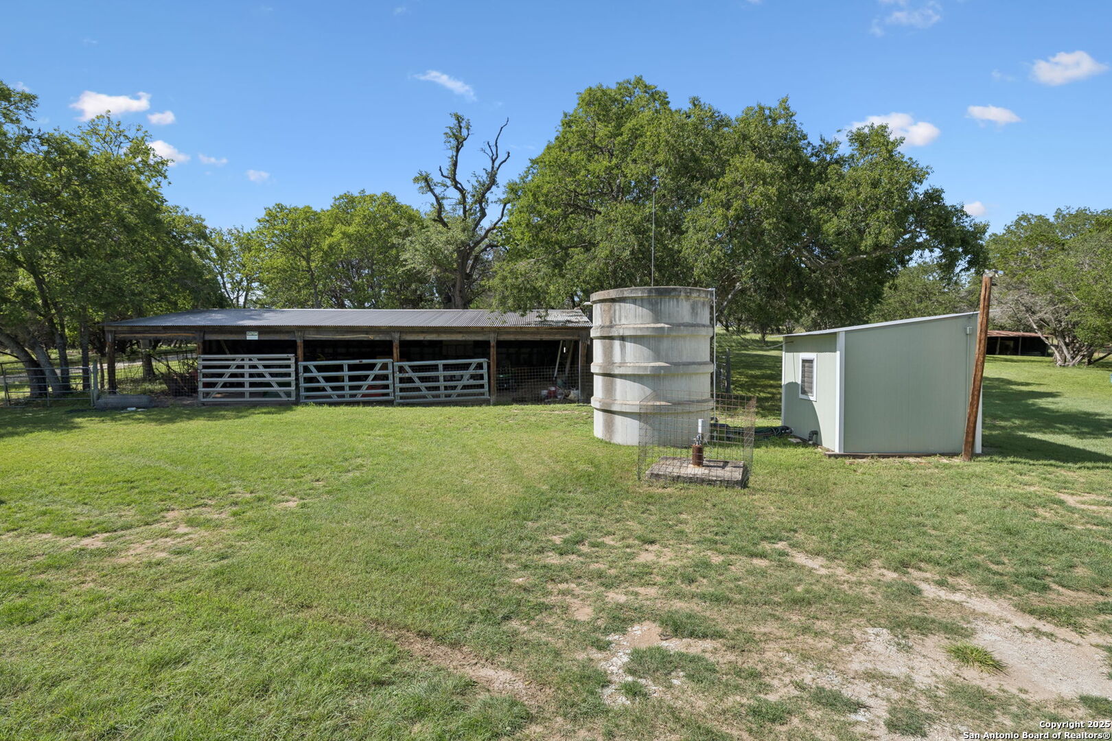 1078 Fm 480 Center Point TX 78010