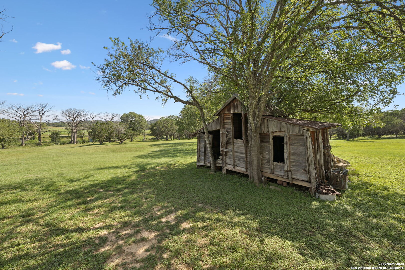 1078 Fm 480 Center Point TX 78010
