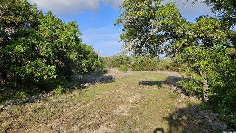 11695 County Road 350 Barksdale TX 78828