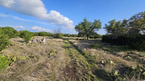 11695 County Road 350 Barksdale TX 78828
