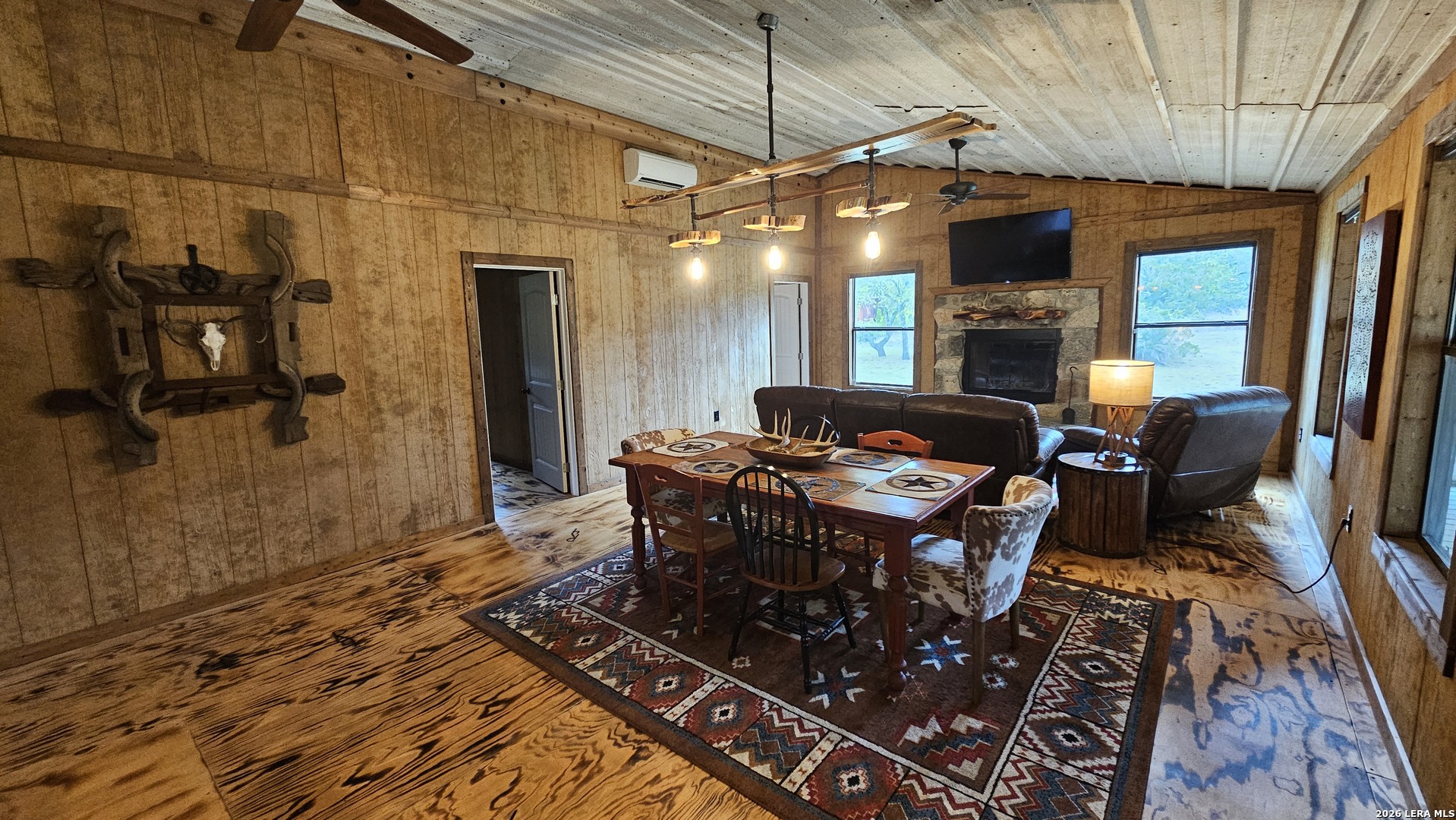 11695 County Road 350 Barksdale TX 78828