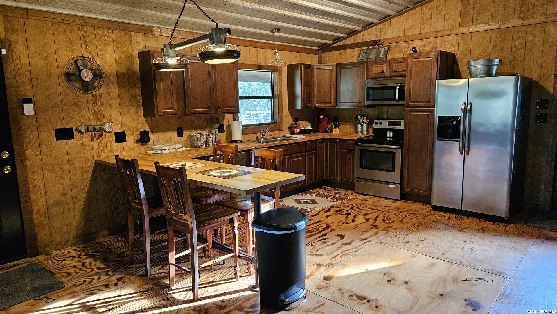 11695 County Road 350 Barksdale TX 78828