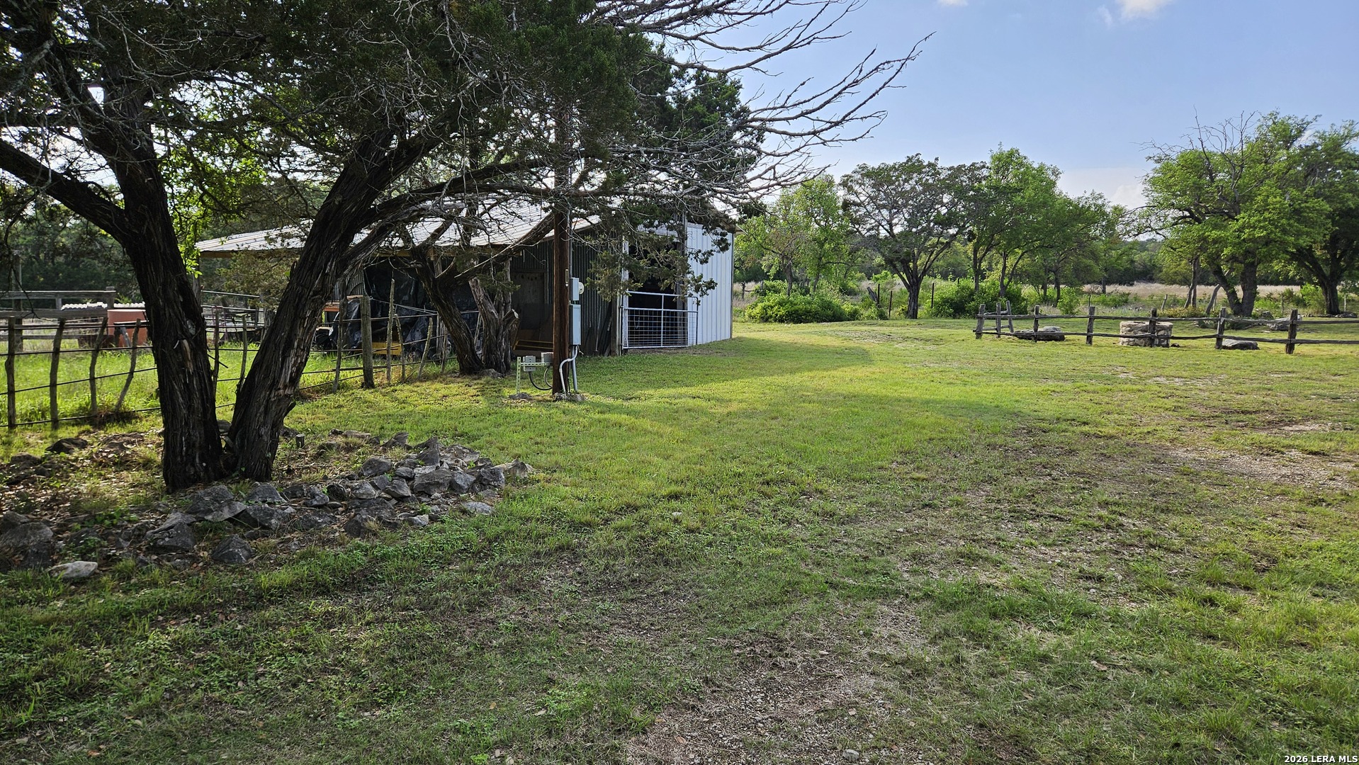 11695 County Road 350 Barksdale TX 78828