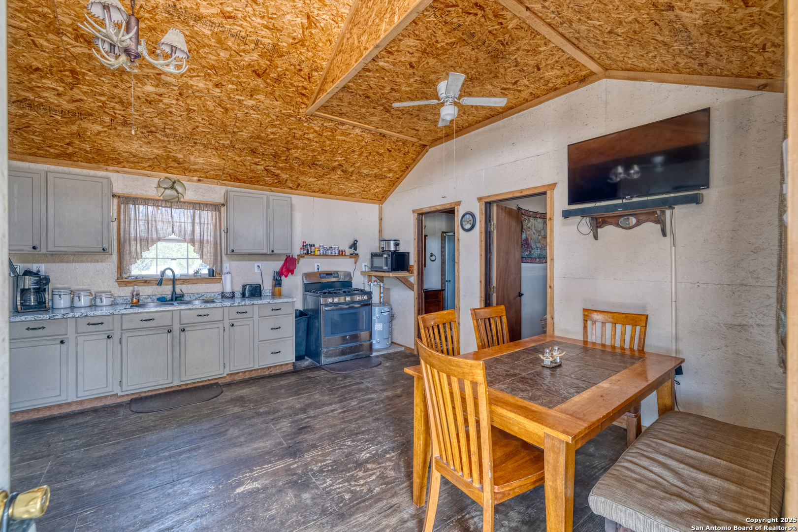 1024 Sd 63005 Rocksprings TX 78880