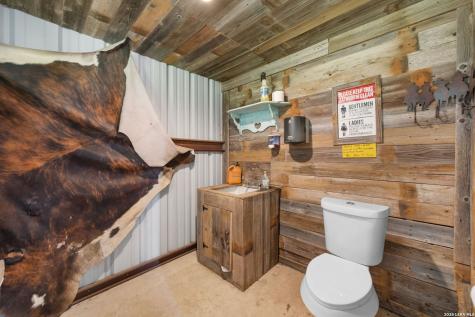 11970 New Sulphur Springs Road Adkins TX 78101