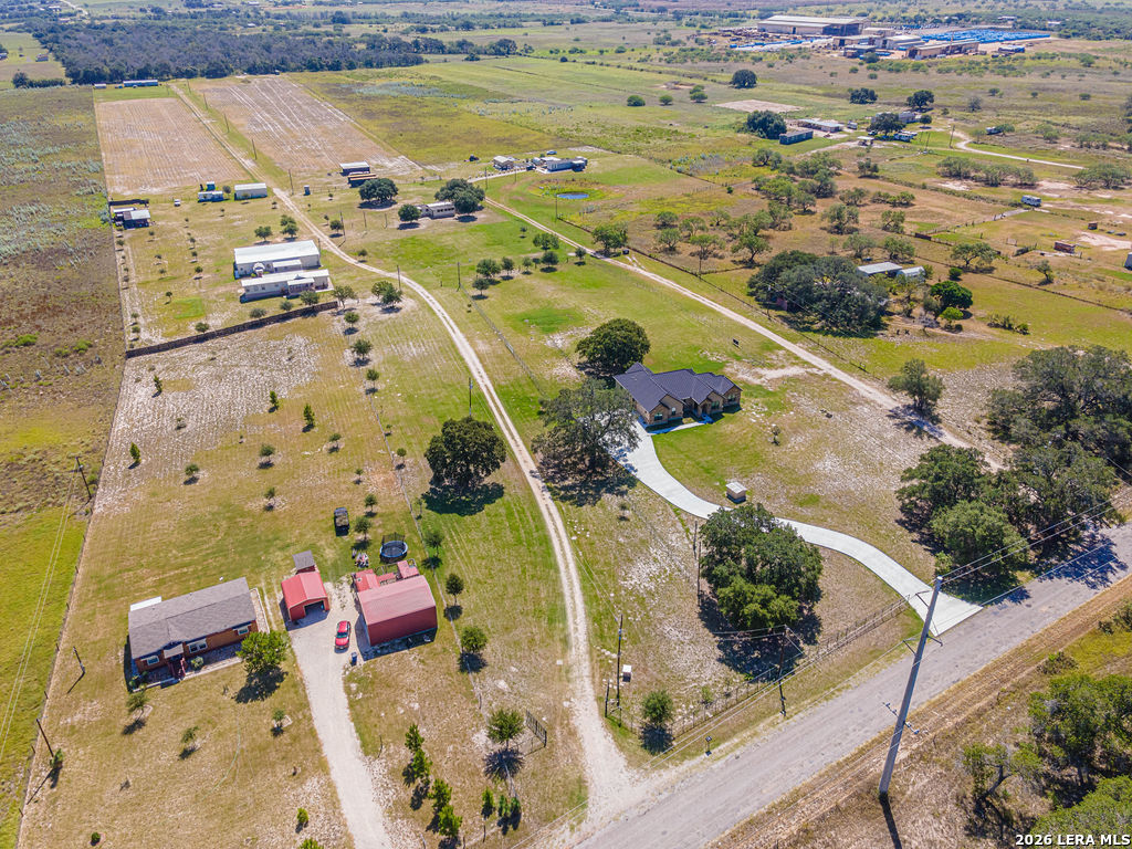 3424 County Road 307 La Vernia TX 78121