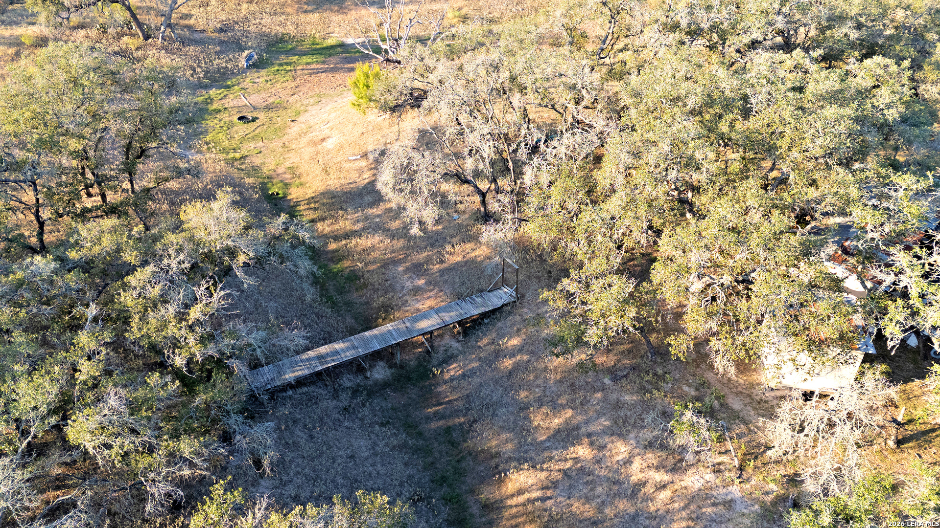 000 County Road 777 Devine TX 78016