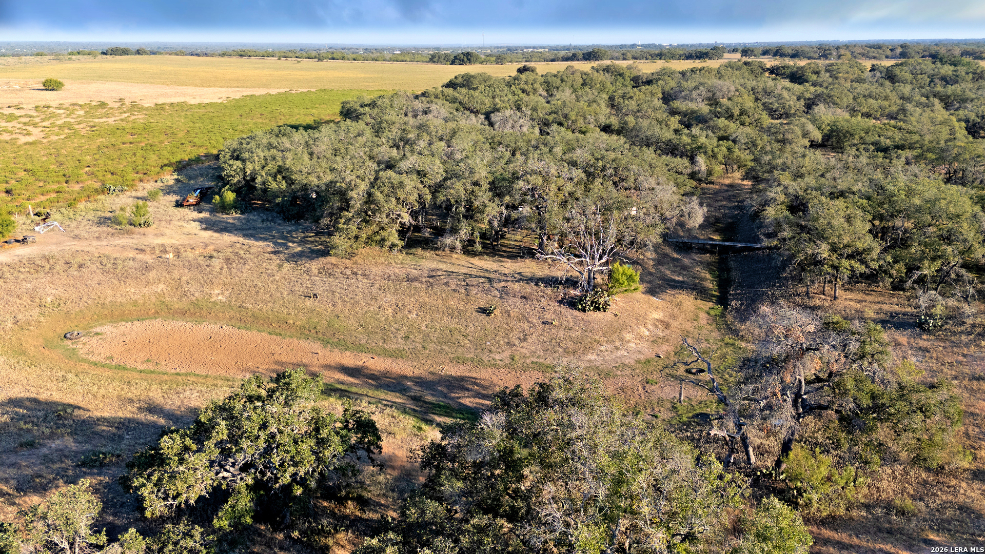000 County Road 777 Devine TX 78016