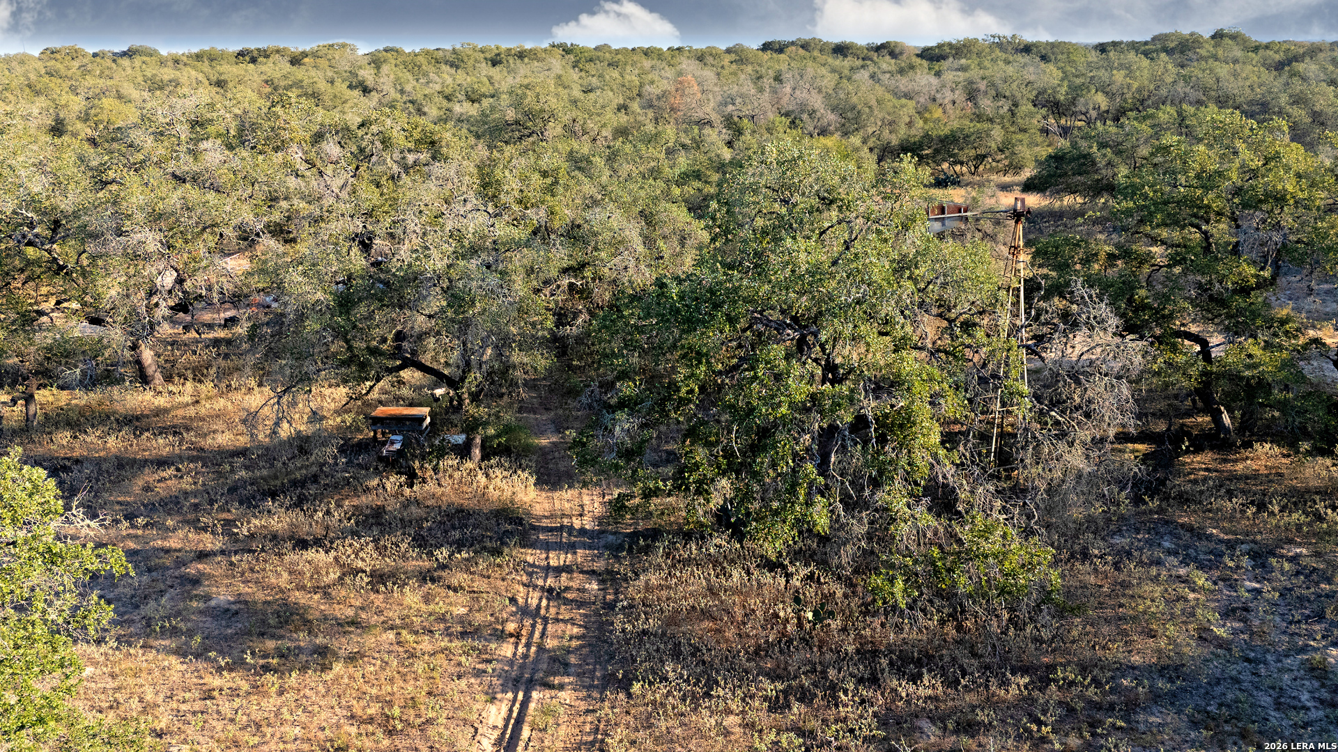 000 County Road 777 Devine TX 78016