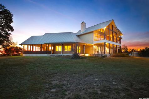1141 Currie Road Wimberley TX 78676