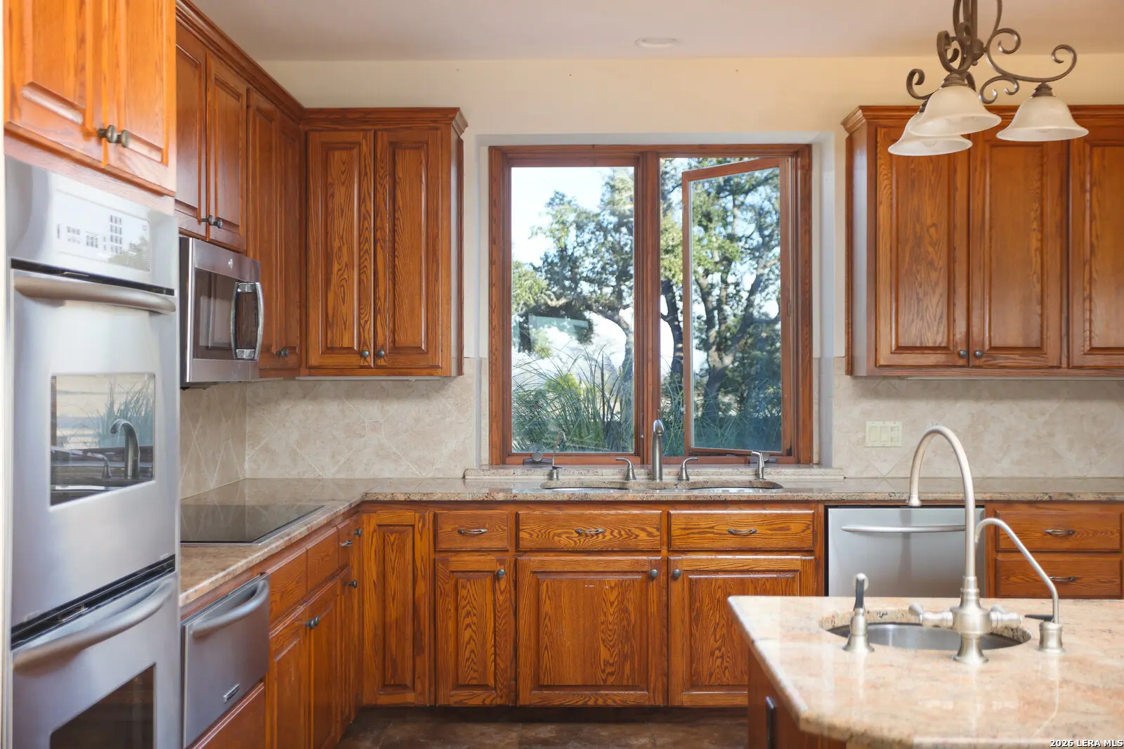 1141 Currie Road Wimberley TX 78676