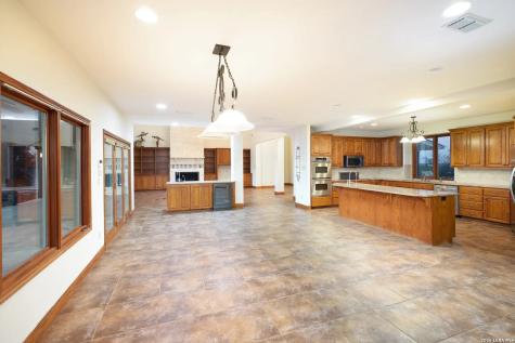 1141 Currie Road Wimberley TX 78676