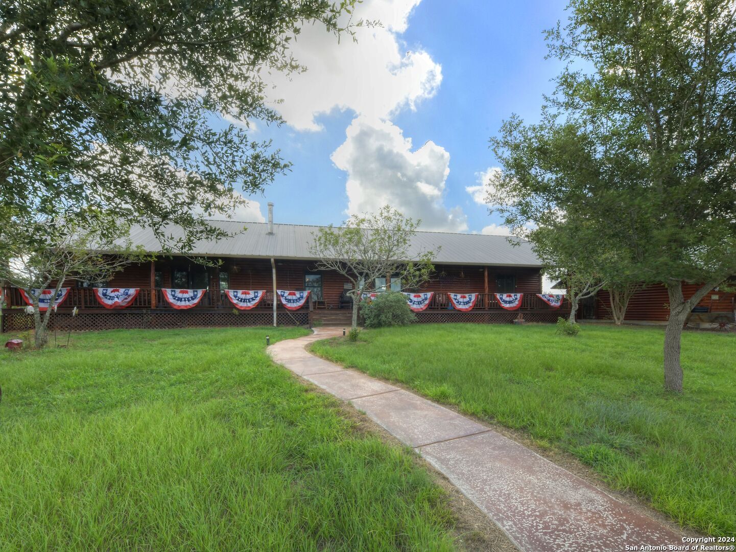 449 Red Rock Road Kingsbury TX 78638