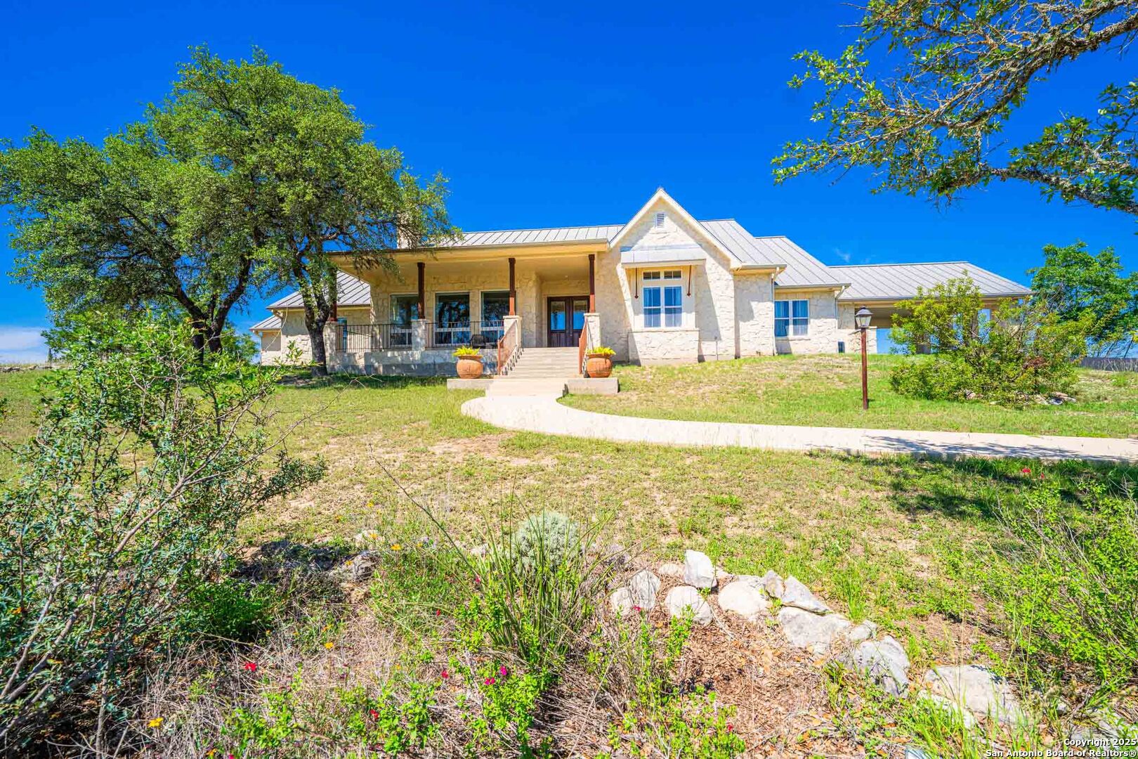 211 Mill Dam Road Comfort TX 78013