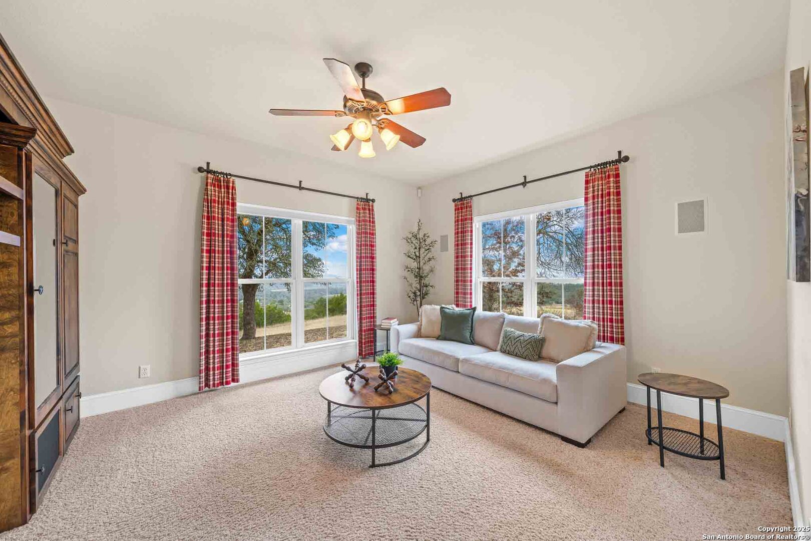 211 Mill Dam Road Comfort TX 78013