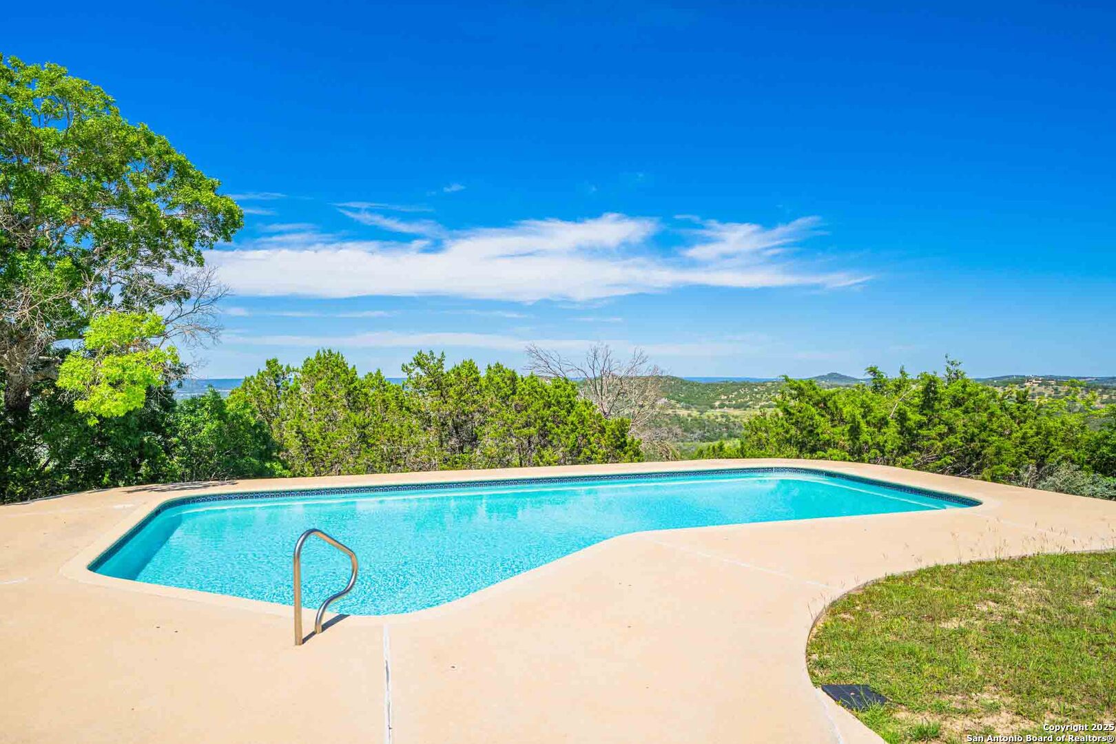 211 Mill Dam Road Comfort TX 78013