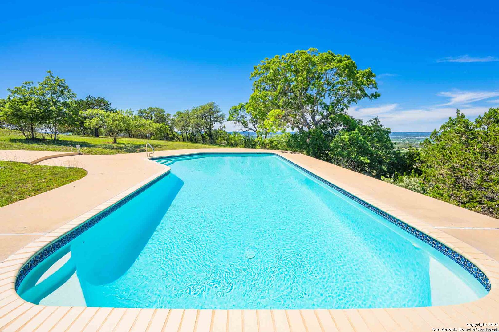 211 Mill Dam Road Comfort TX 78013