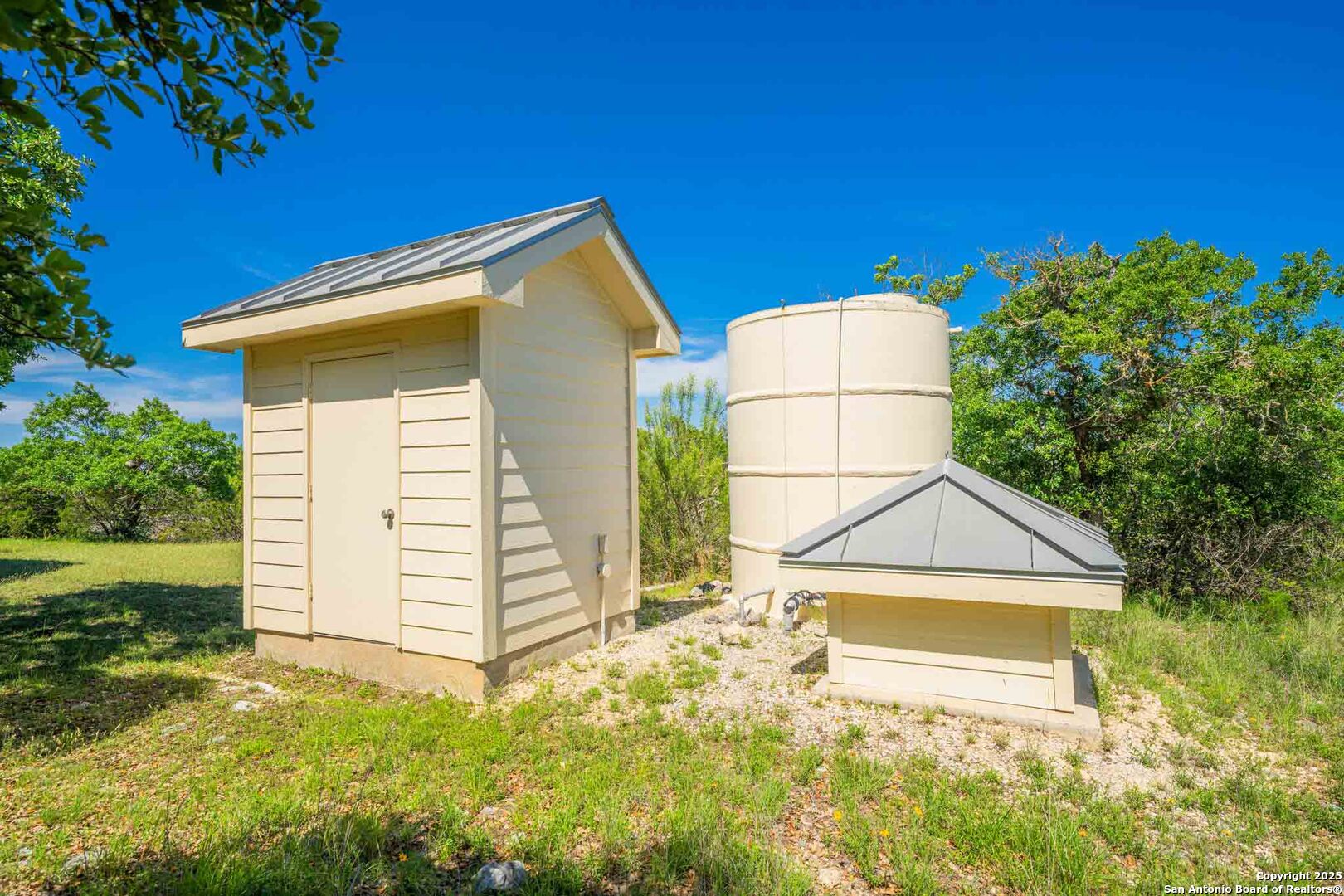 211 Mill Dam Road Comfort TX 78013