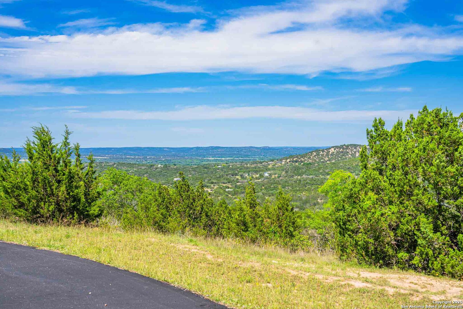 211 Mill Dam Road Comfort TX 78013