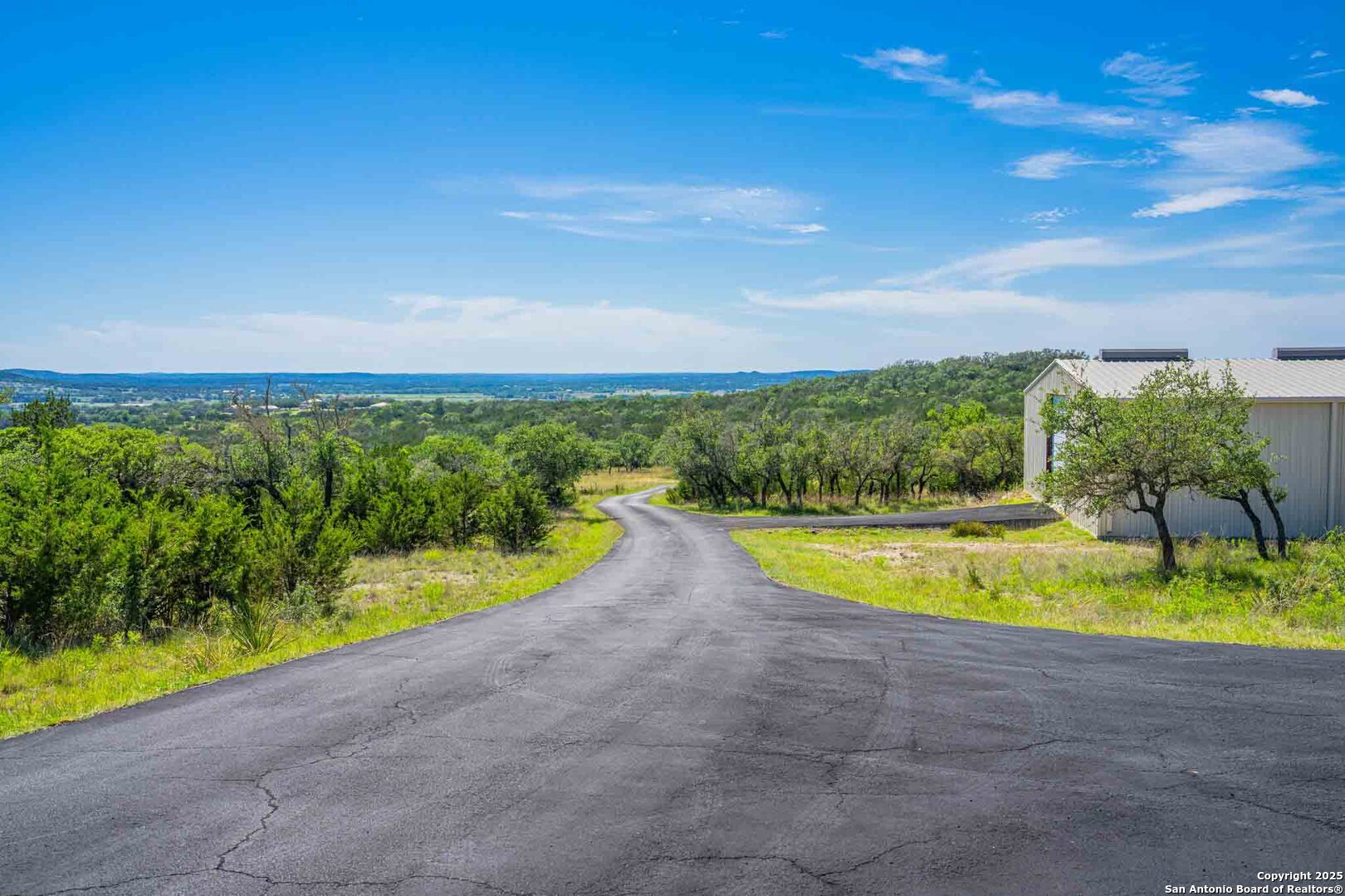 211 Mill Dam Road Comfort TX 78013