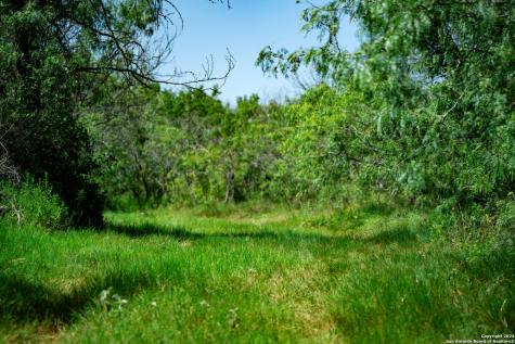 Tract 1 9 +/- Acres County Road 426 Gonzales TX 78629