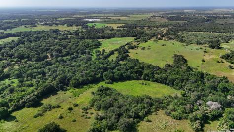 Tract 1 9 +/- Acres County Road 426 Gonzales TX 78629