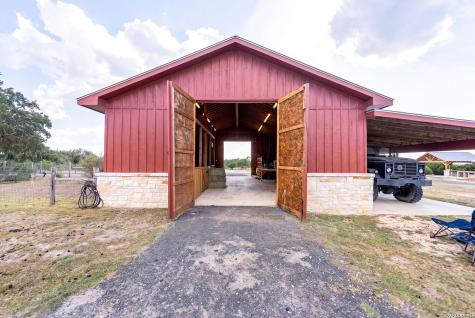 259 Gate Road Pipe Creek TX 78063