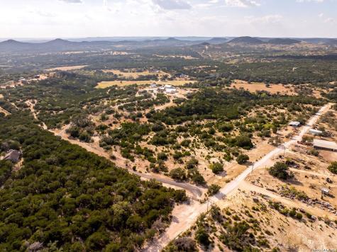 259 Gate Road Pipe Creek TX 78063