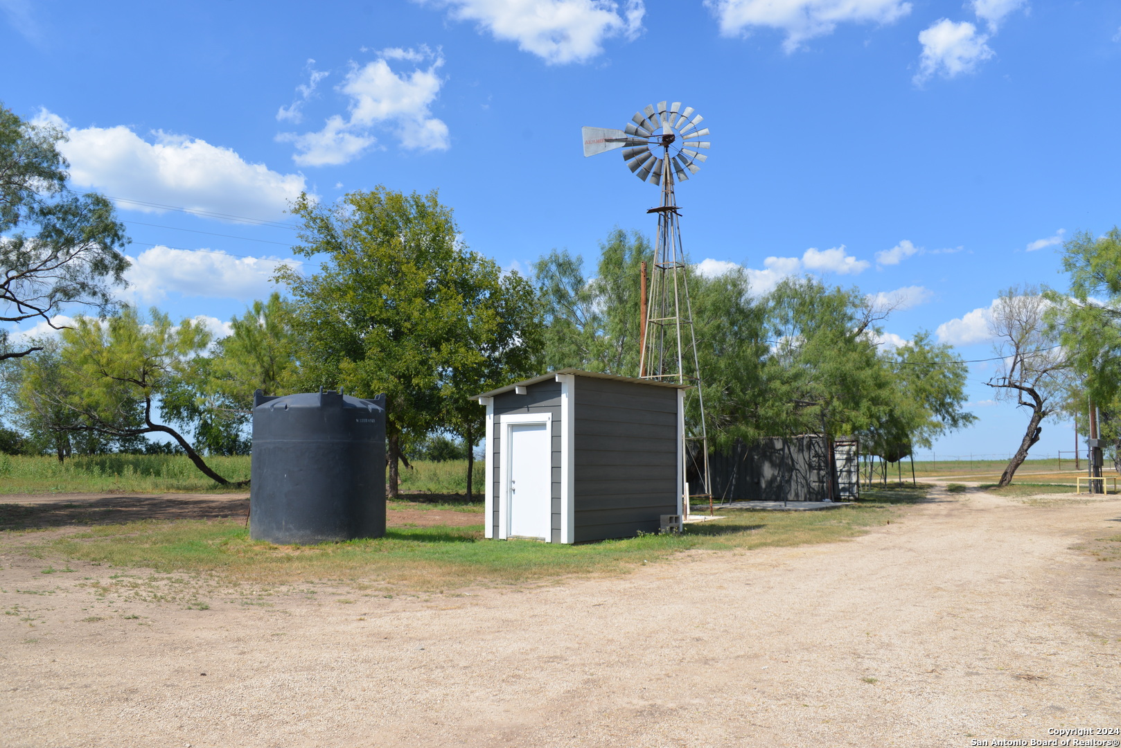 16070 Fm 140 Pearsall TX 78061