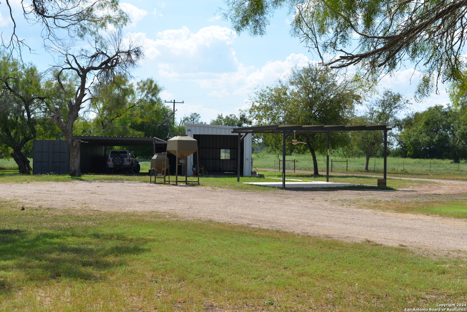 16070 Fm 140 Pearsall TX 78061