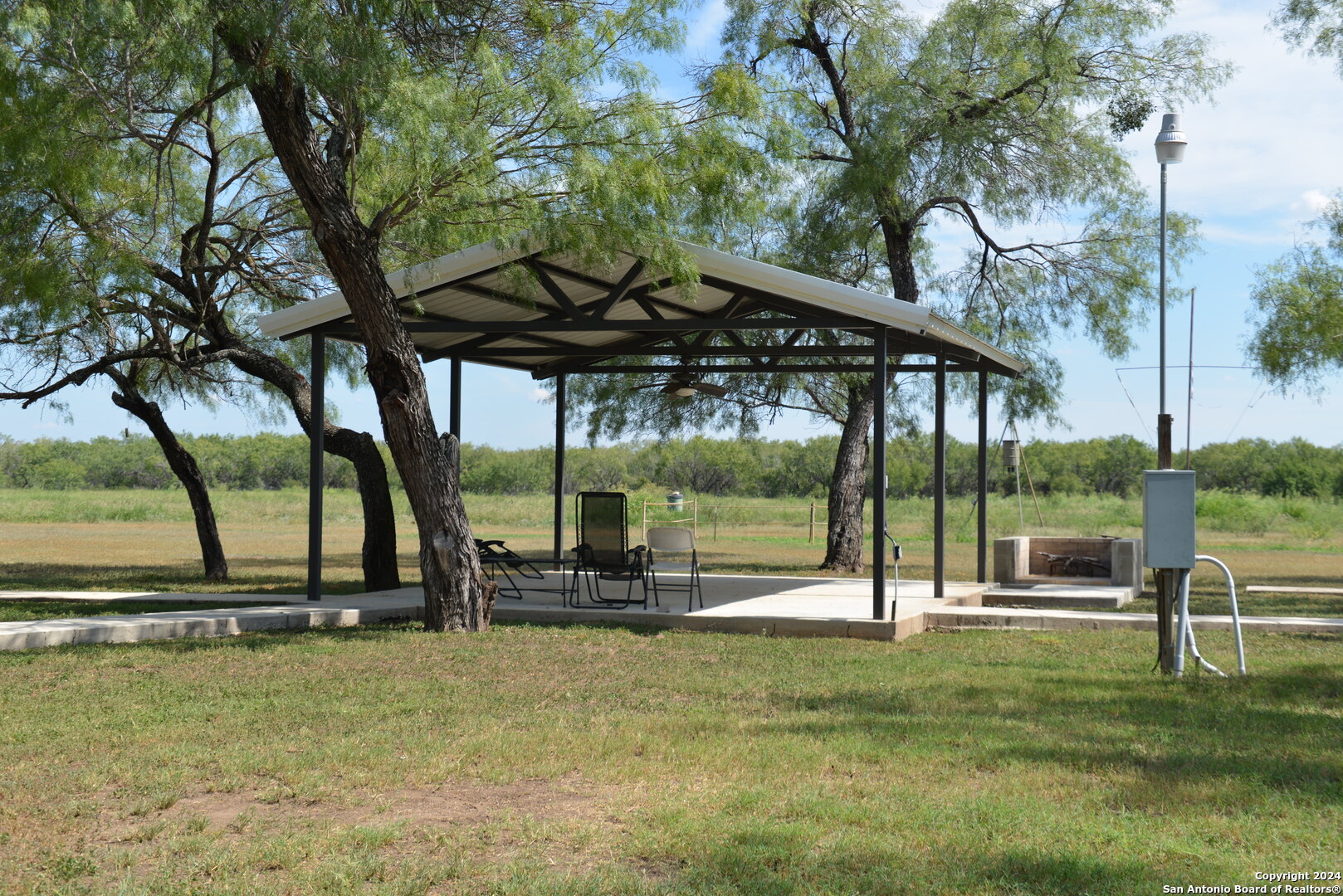 16070 Fm 140 Pearsall TX 78061