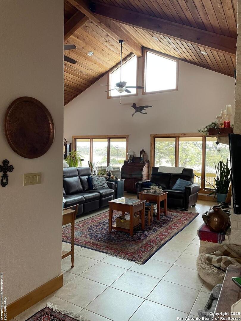 2154 Aviation Loop Fredericksburg TX 78624