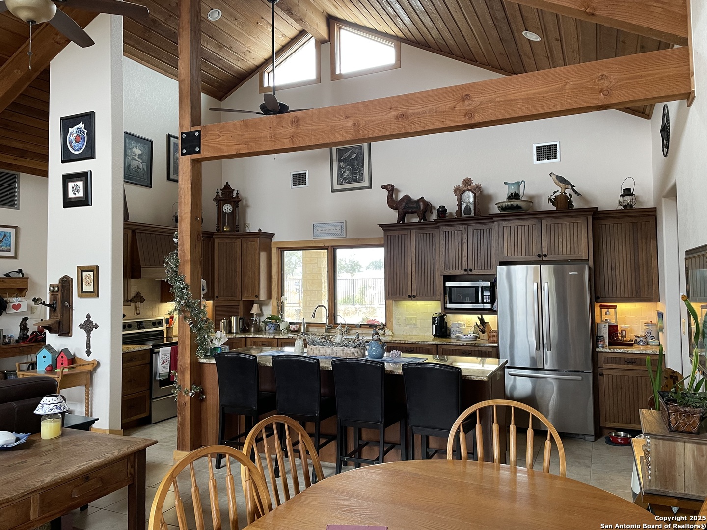 2154 Aviation Loop Fredericksburg TX 78624