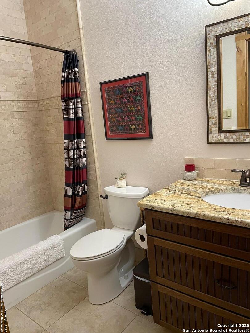 2154 Aviation Loop Fredericksburg TX 78624