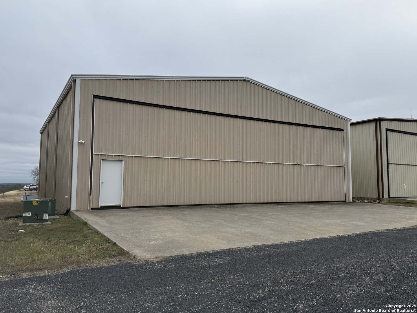 2154 Aviation Loop Fredericksburg TX 78624