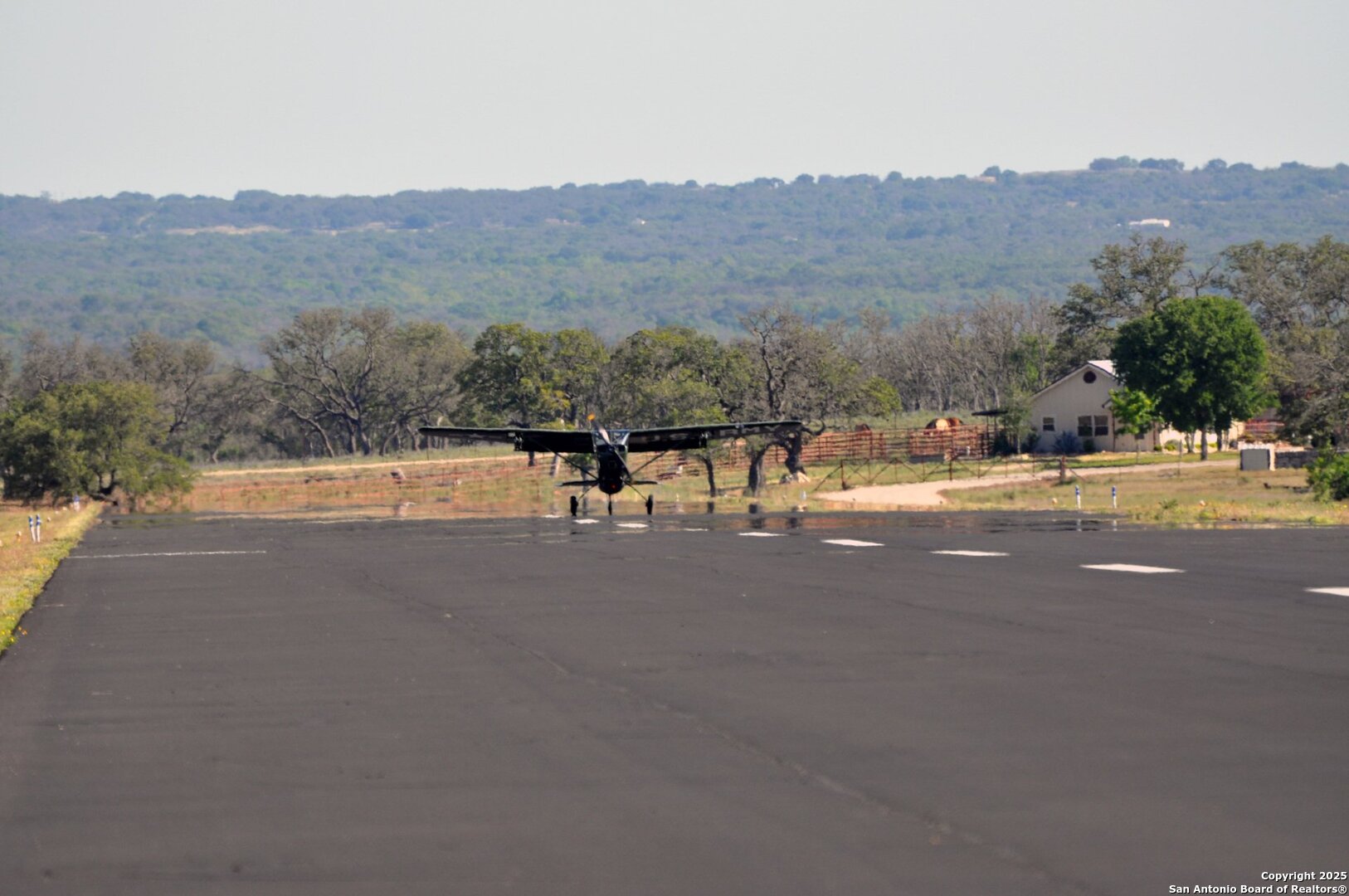 2154 Aviation Loop Fredericksburg TX 78624