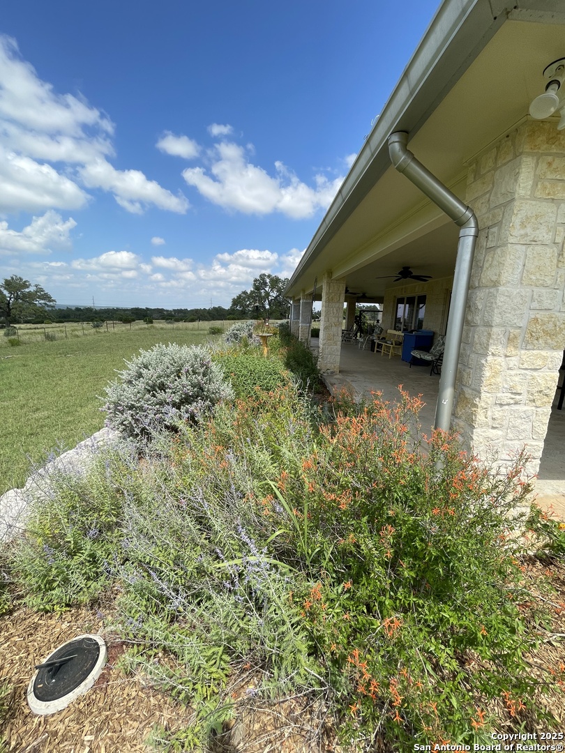 2154 Aviation Loop Fredericksburg TX 78624
