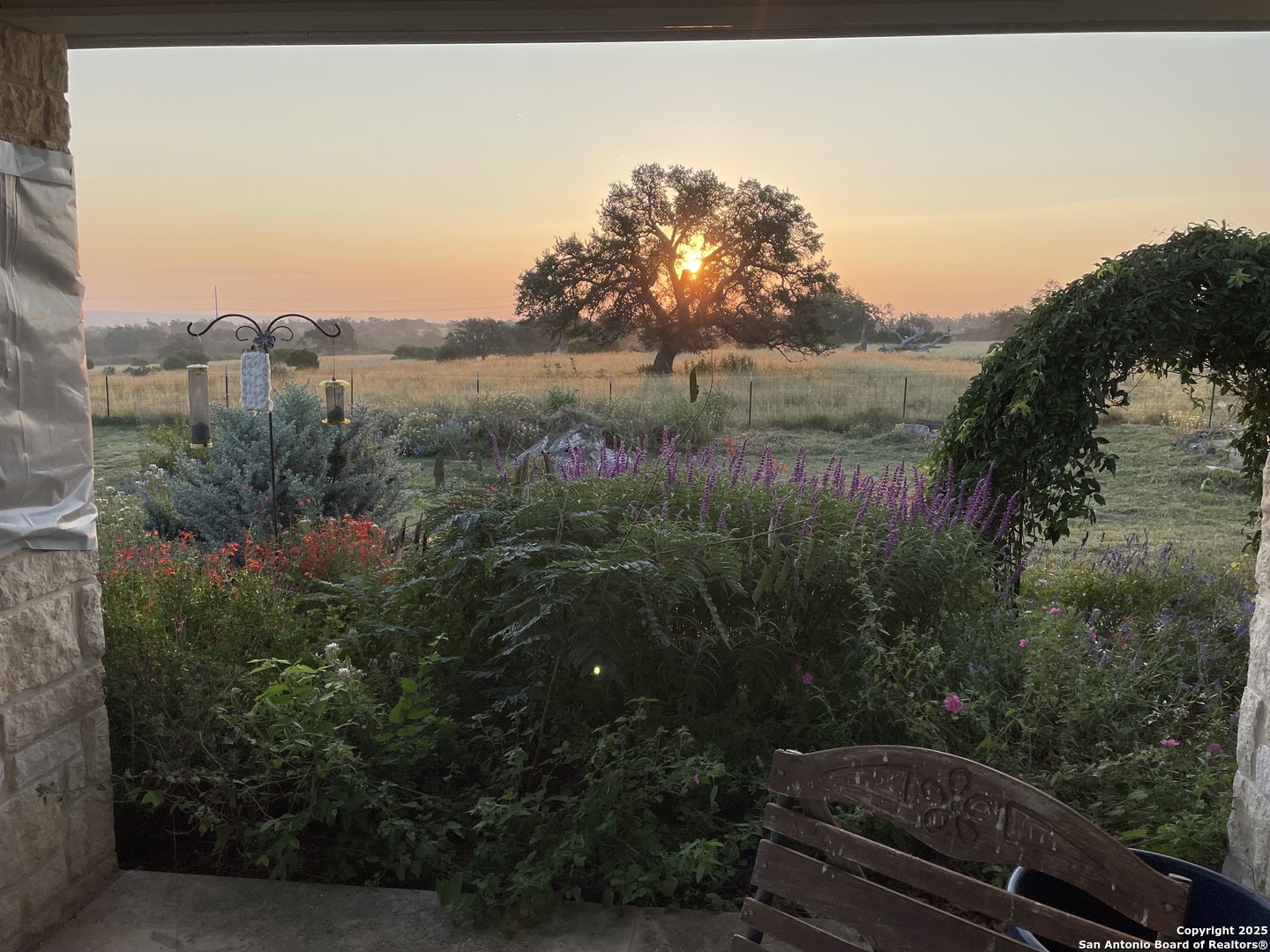 2154 Aviation Loop Fredericksburg TX 78624